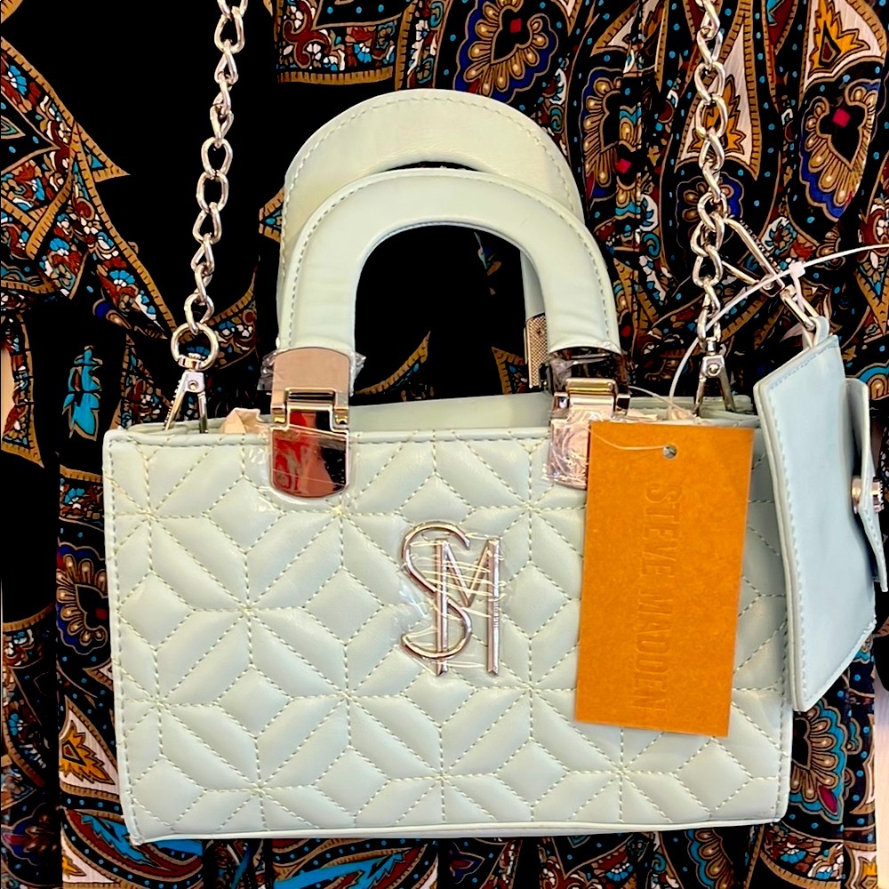 NWT Steve Madden Stylish Quilted look  Mint Handbag & change purse